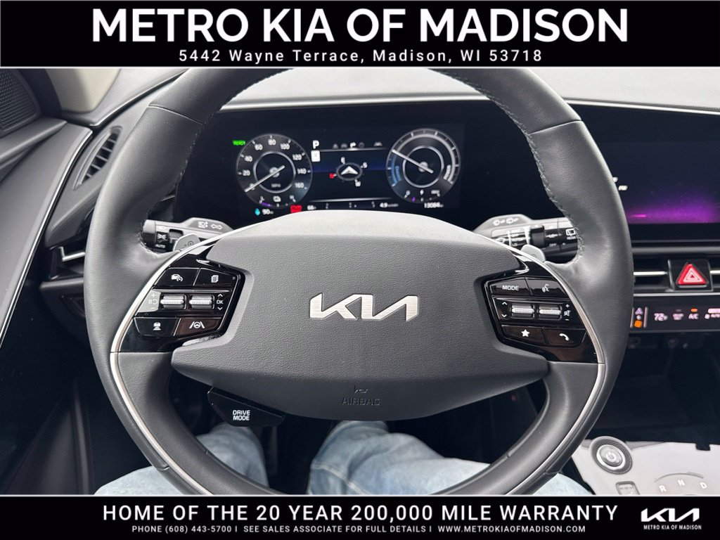 Used 2023 Kia Niro Wave w/ Wave Preserve Package FWD image 19