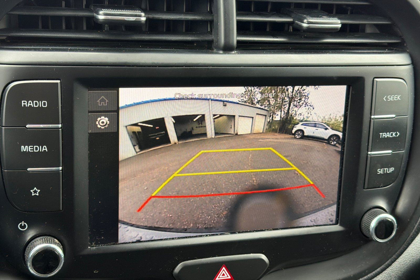 Used 2023 Kia Soul LX w/ LX Technology Package FWD image 18