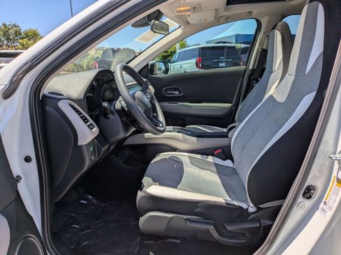 Used 2021 Honda HR-V EX image 15