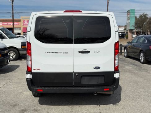 Used 2021 Ford Transit 350 XLT RWD image 5