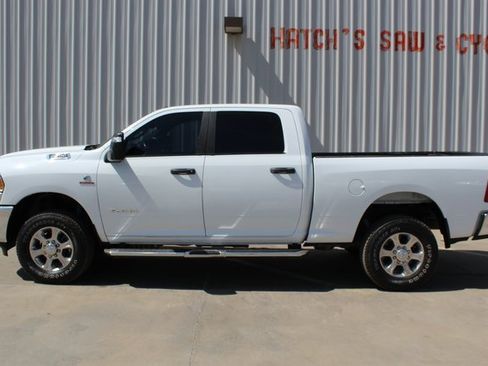 Used 2023 RAM 2500 Big Horn w/ Level 1 Equipment Group image 2