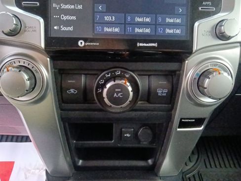 Used 2024 Toyota 4Runner SR5 image 24