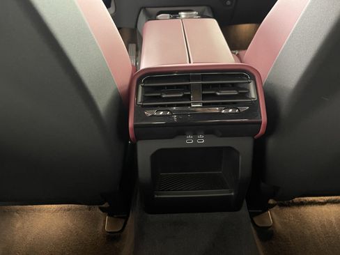 Certified 2024 BMW 540i xDrive w/ Premium Package image 14