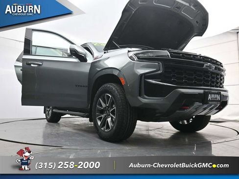 Used 2023 Chevrolet Tahoe Z71 w/ Luxury Package AWD/4WD image 32