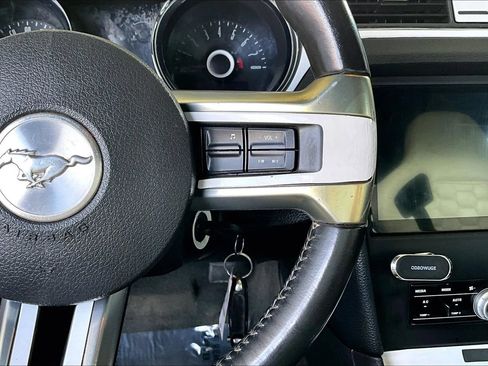 Used 2014 Ford Mustang Coupe RWD image 11