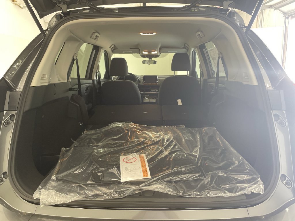 Certified 2026 Nissan Rogue S AWD/4WD image 18