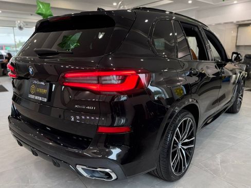 Used 2022 BMW X5 xDrive40i w/ M Sport Package AWD/4WD image 8