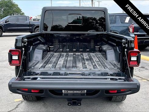 Used 2024 Jeep Gladiator Rubicon AWD/4WD image 10