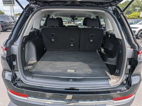 Certified 2023 Jeep Grand Cherokee Laredo w/ MOPAR Finishing Package AWD/4WD image 26