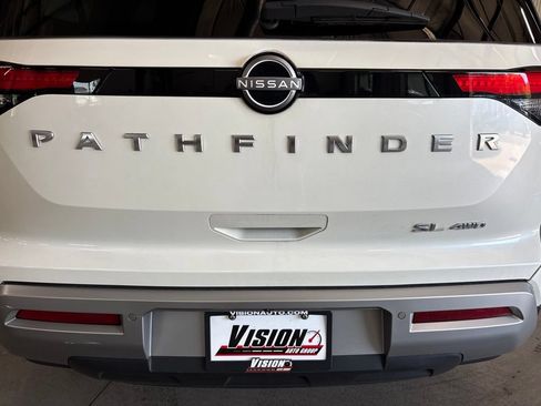 Certified 2024 Nissan Pathfinder SL AWD/4WD image 14