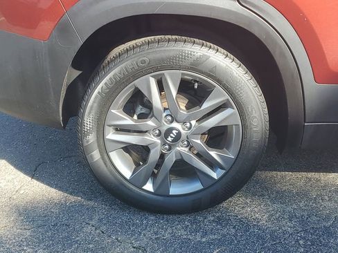 Used 2021 Kia Seltos S FWD image 5