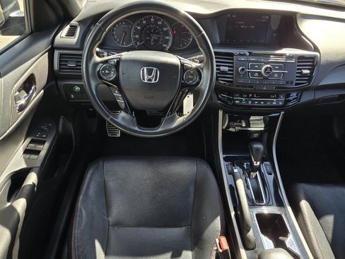 Used 2017 Honda Accord Sport Special Edition image 28