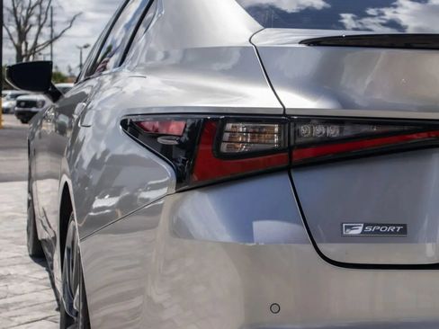 Used 2021 Lexus IS 350 F Sport w/ Accessory Package RWD image 15