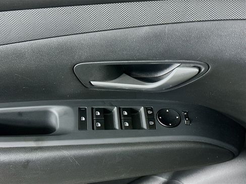 Used 2025 Hyundai Tucson SEL image 15