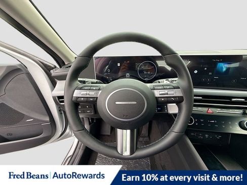 New 2025 Hyundai Sonata Limited image 12