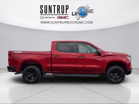 Used 2024 Chevrolet Silverado 1500 LT Trail Boss image 3
