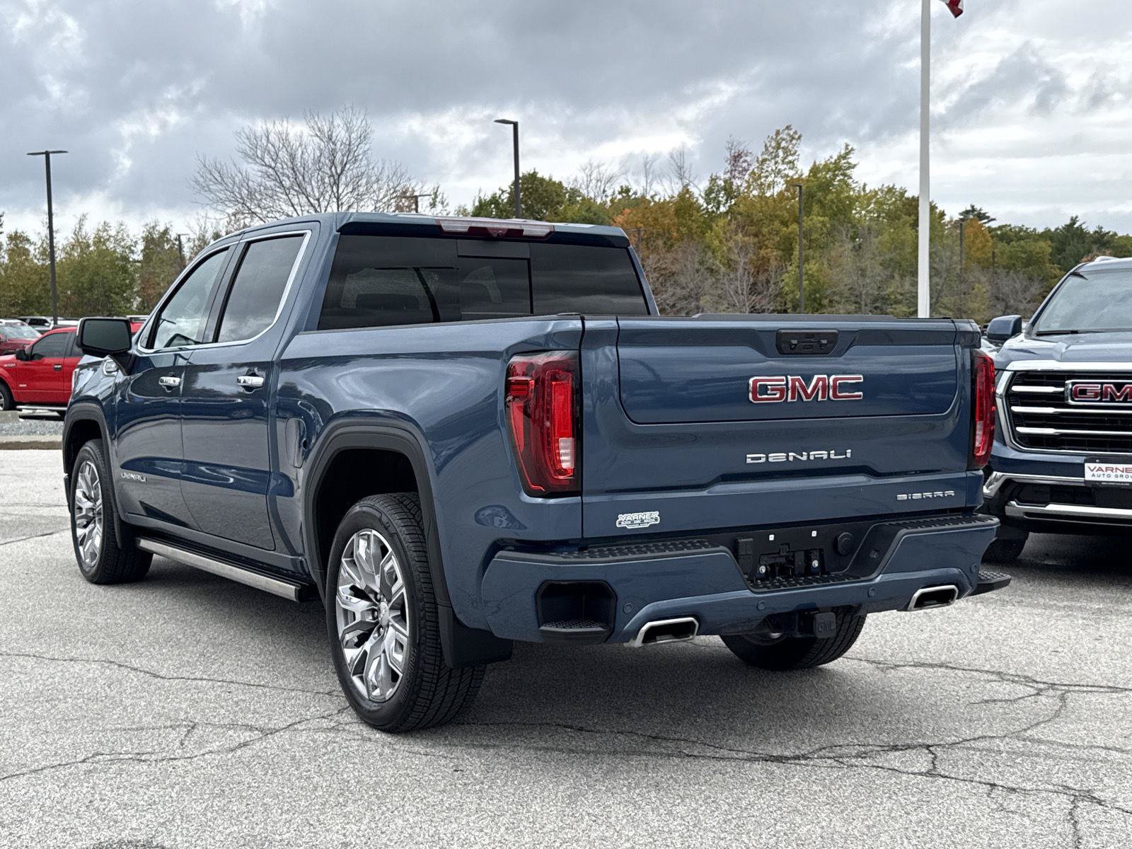 Used 2024 GMC Sierra 1500 Denali AWD/4WD image 7