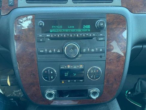 Used 2011 Chevrolet Silverado 1500 LTZ w/ LTZ White Diamond Edition image 36