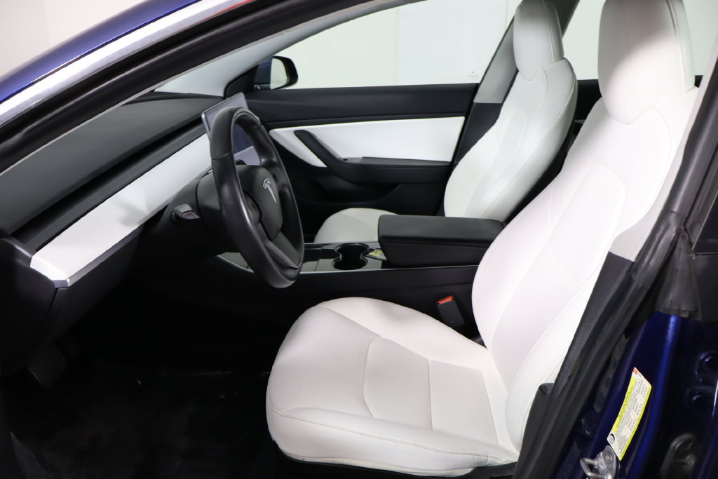 Used 2019 Tesla Model 3 Standard Range Plus RWD image 13