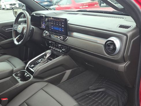 Certified 2023 Chevrolet Colorado LT w/ LT Convenience Package III image 18