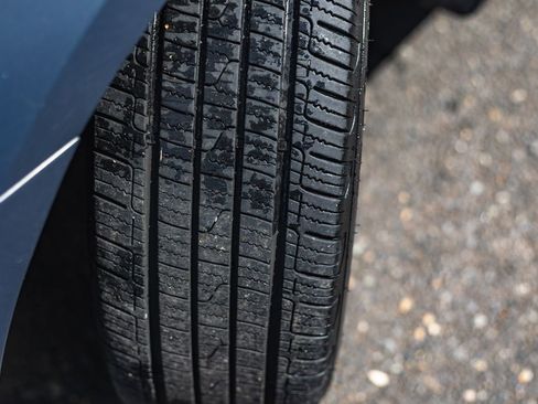 Used 2008 MAZDA MAZDA3 s Grand Touring image 4