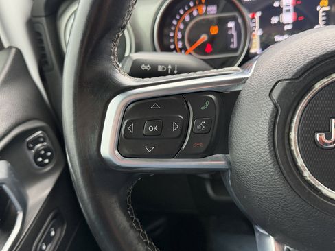 Used 2020 Jeep Gladiator Overland image 62