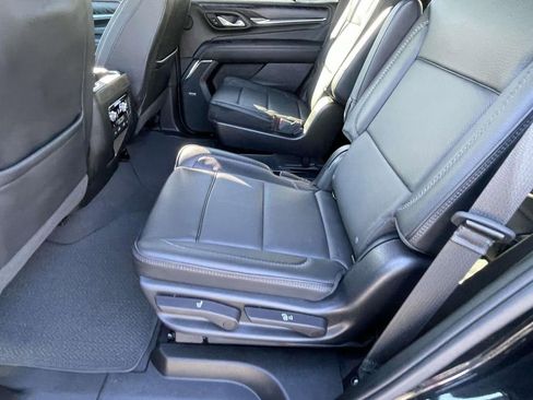 Used 2023 GMC Yukon Denali w/ Denali Reserve Package image 13