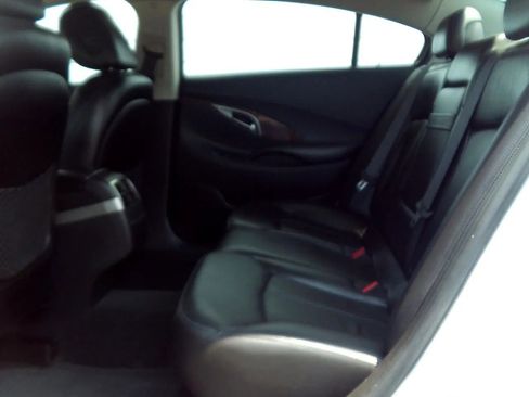 Used 2011 Buick LaCrosse CXL FWD image 19