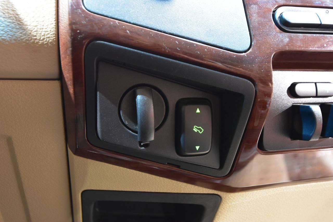 Used 2009 Ford F250 King Ranch AWD/4WD image 22