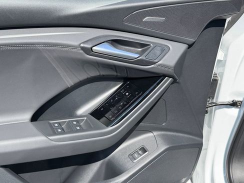 Certified 2025 Audi Q6 e-tron Premium Plus w/ Premium Plus AWD/4WD image 20