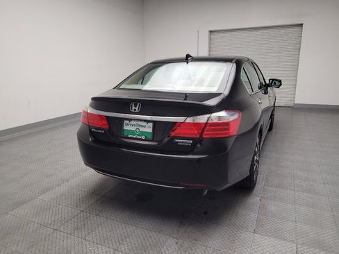 Used 2015 Honda Accord Touring image 7