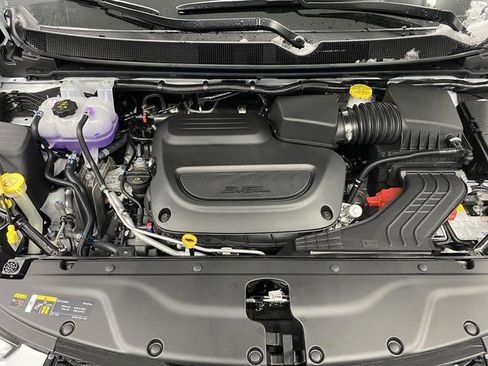New 2026 Chrysler Pacifica Select w/ S Appearance Package FWD image 39