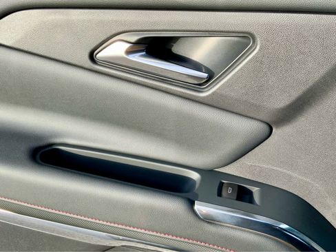 New 2026 Chevrolet Traverse Z71 w/ Driver Confidence Package image 57