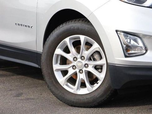 Used 2021 Chevrolet Equinox LT FWD image 3