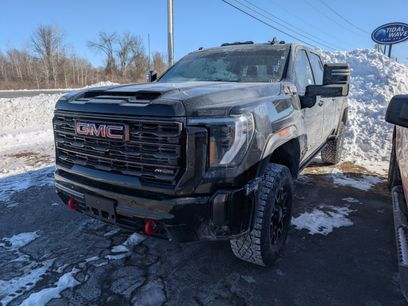 Used 2024 GMC Sierra 2500 AT4X