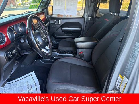 Used 2019 Jeep Wrangler Unlimited Rubicon AWD/4WD image 9