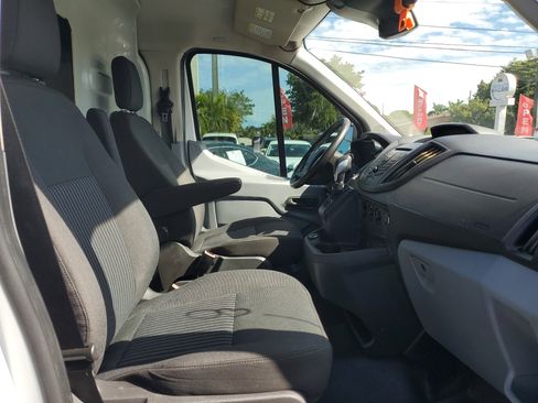 Used 2019 Ford Transit 250 130 Low Roof image 36