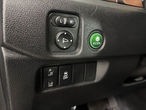 Used 2022 Honda Pilot Special Edition image 10