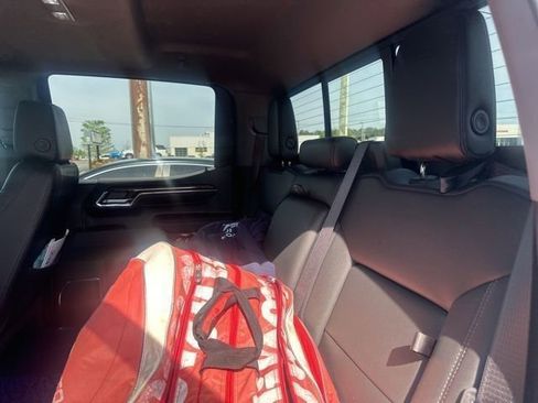 Certified 2024 GMC Sierra 1500 Elevation w/ Elevation Premium Package image 9