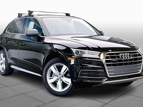 Used 2019 Audi Q5 2.0T Premium w/ Convenience Package image 3