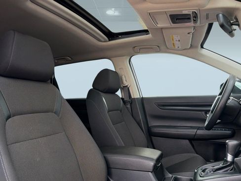 Certified 2025 Honda CR-V EX image 27