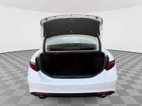 Used 2021 Alfa Romeo Giulia Ti w/ Active Assist 2 Package TI AWD/4WD image 20