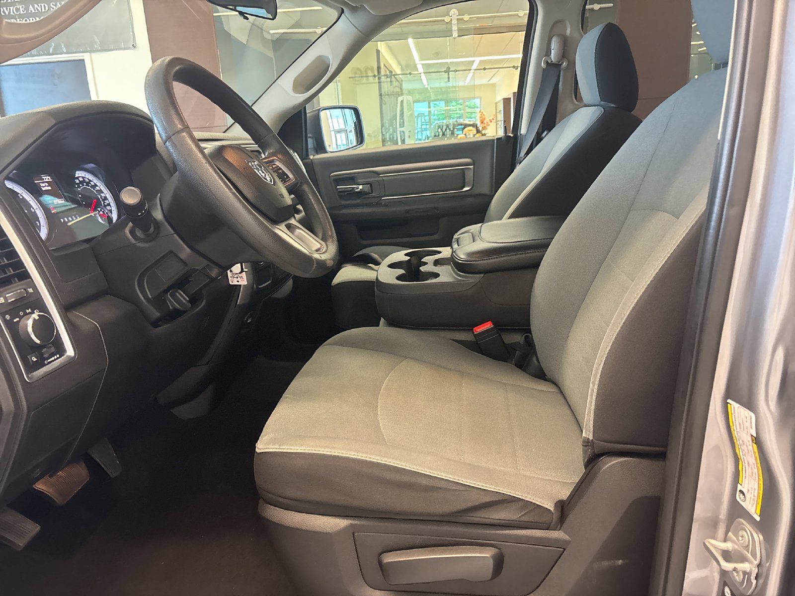Used 2022 RAM 1500 Classic SLT RWD image 12