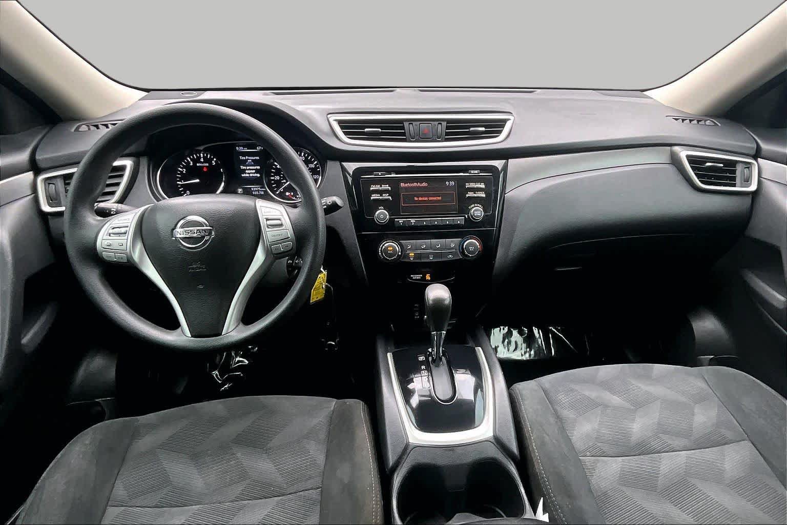 Used 2016 Nissan Rogue S AWD/4WD image 16