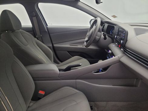 Used 2025 Hyundai Elantra Sport w/ Cargo Package FWD image 21