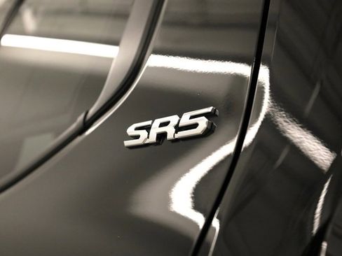 Certified 2025 Toyota Tacoma SR5 image 36