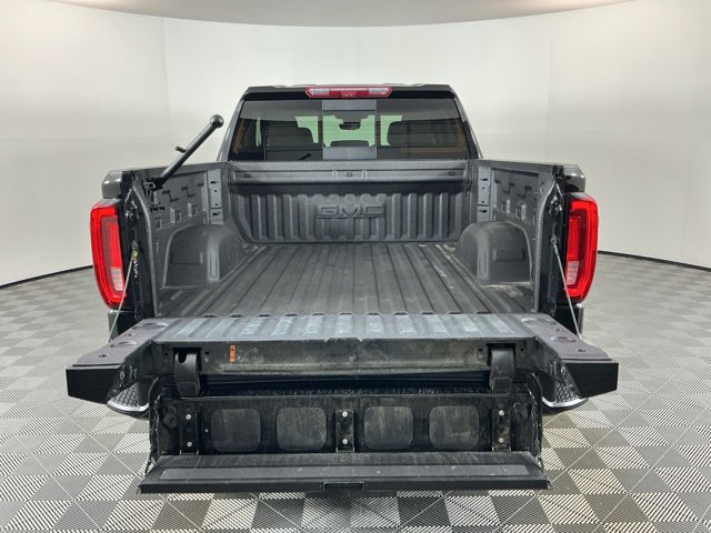 Used 2025 GMC Sierra 1500 Denali w/ Denali Reserve Package AWD/4WD image 8