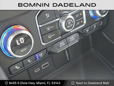 Used 2023 GMC Yukon AT4 w/ Technology Package image 26