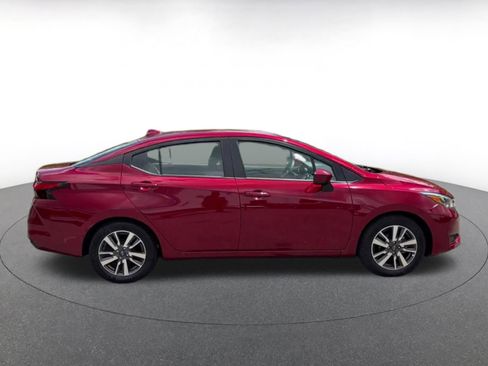 Used 2025 Nissan Versa SV FWD image 16
