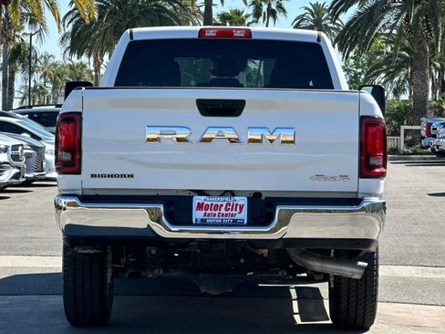 Used 2025 RAM 2500 Big Horn AWD/4WD image 5